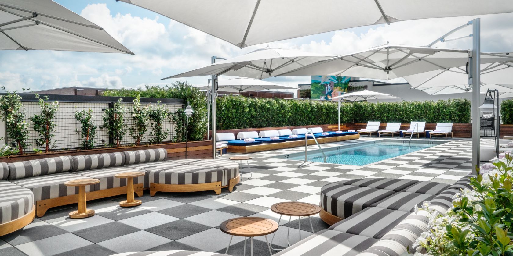 Rooftop pool in Savannah GA at Perry Lane Hotel